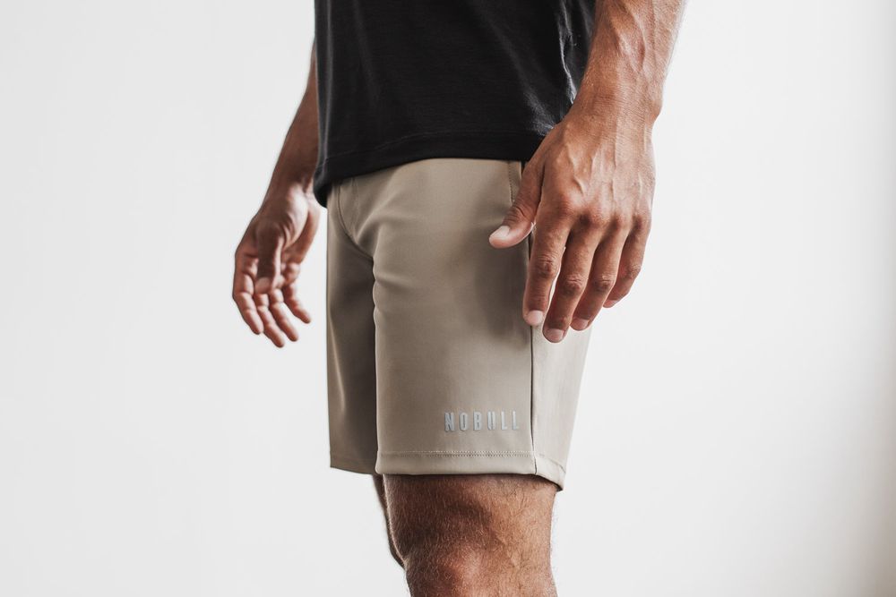 NOBULL Men's Lightweight 7" Shorts - Fallen Rock - Ireland (1352YLDSX)